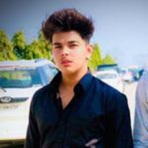 Meet your Posher, Parampreet